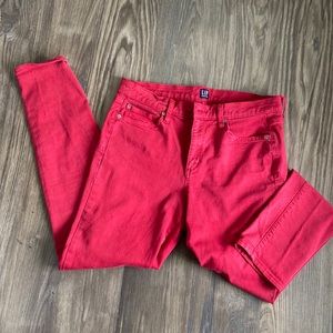 💃🏽💃🏽Gap red skinny jeans.💃🏽💃🏽